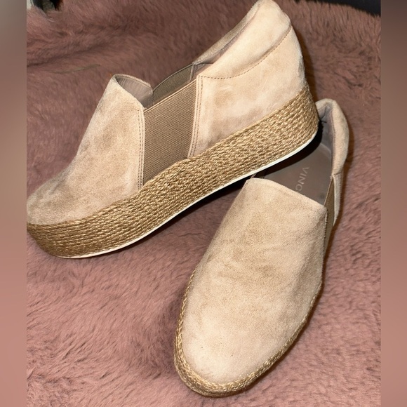 Vince women’s tan suede espadrille platform flat shoe 5.5 boho vacation fall